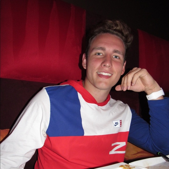 Meet your Posher, Joey - Picture 1 of 1